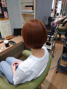 ブロッサム 東中野店 20代30代40代ピンクブラウンナチュラルボブ切りっぱなし