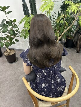 ノート(note) オリーブベージュ×レイヤーカット