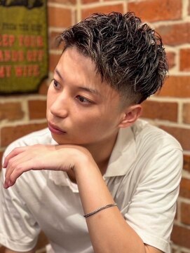 プレミアムバーバー 銀座店(PREMIUM BARBER produce by HIRO GINZA) ツーブロックショートスタイル