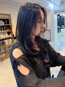 ケーツー心斎橋 クイーンズガーデン バイ ケーツー(K two QUEEN'S GARDEN by K two) フェイスレイヤーカット*顔周りカット*黒髪*髪質改善*ロングヘア
