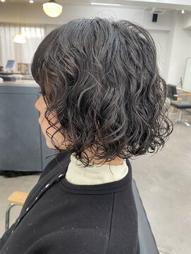 ユノ(juno) 【中目黒】大人気！黒髪ボブのくるくるパーマ☆おしゃれ大人ボブ