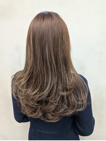 透明感ベージュ