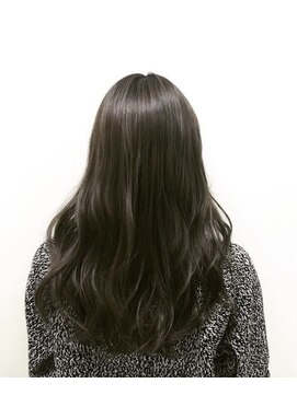 ルッソ チアロ(Lusso chiaro) 艶髪×ダークブラウン×透明感×韓国風巻き