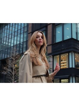 大人女性に似合う,上品で透明感あるトレンドカラーをご提案♪デザイン力×綺麗な発色が大好評◎