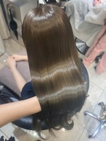 ユーフォリア 池袋東口駅前店(Euphoria)&nbsp;【Euphoria MITSUKI】赤味0透けるオリーブベージュ☆