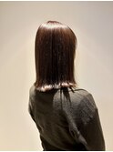 ツヤ感重視のナチュラルストレートミディ
