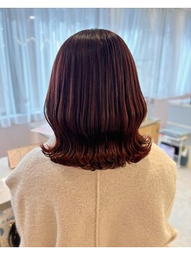 メルク ユニ(merc.uni) 艶々レッドカラー3.17イメチェン