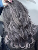 ブレイズヘアー(BLAZEhair) 【モノトーン仕上げ】ホワイトバレイヤージュ×ブリーチ3回