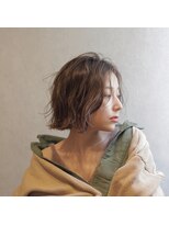 エン(enn)&nbsp;【enn】前髪なしで大人っぽく！無造作パーマボブ