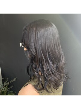 トーナイフラップ 関目店(TONAI flap) ミディアムレイヤー×透明感グレージュカラー