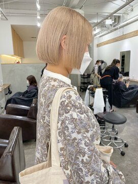 ソイ コンク 下北沢(soi conc) ホワイトベージュ/ベージュ/ハイトーンボブ/タイトボブ