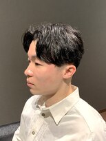 ビーダンディー(Bee dandy)&nbsp;ビジネスツーブロックショート ニュアンスパーマ センターパート