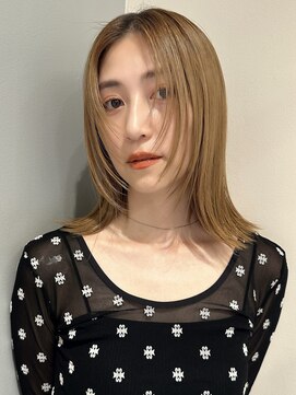 トリッカ シブヤ(TRICCA SHIBUYA) 顔まわりレイヤー似合わせカットミルクティ簡単スタイリング20代