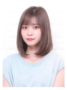 ウル(ulu) 前髪あり　内巻きミディアム　30代　40代 50代