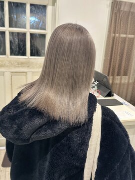 ハシゴ(hasigo.) グレージュカラー