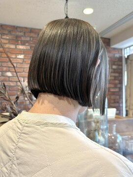 ボコカ(bococa) 【macana指名】切りっぱなしボブ オリーブ ブリーチ無し