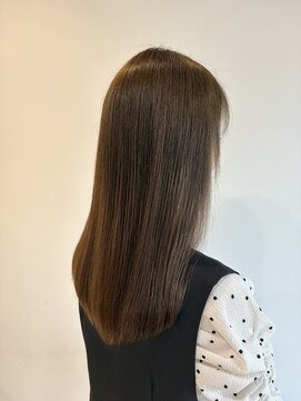 ペスカケイクリエイティブ(PESCA K-CREATIVE) ナチュラル艶ストレートロング