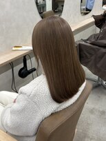 ユッカ エルア 武庫之荘南口(YUCCA elua)&nbsp;【 YUCCA 】大人可愛い20代30代40代大人かわいい/切りっぱなし