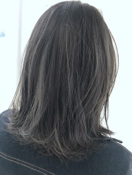 コワファースト 大分(COIFF1RST) モノトーングレージュ