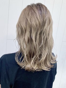 アルバム 新宿(ALBUM SHINJUKU) ハイグレージュ_毛先パーマことりベージュ_ba261171