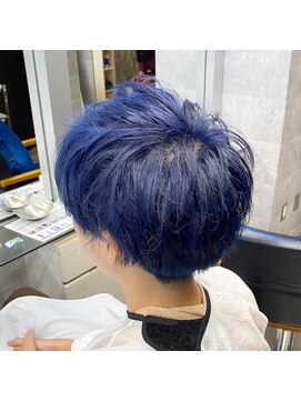 キャラ シャローネ 池袋(Chara Chalone) 2.5次元カラー/青み凄み深みショート【キャラシャローネ池袋】