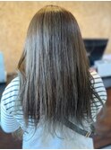 大人可愛いストレートミルフィーユカラー寒色系透明感美肌