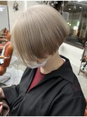 ホワイトベージュ