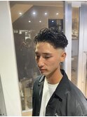 束感ショート 波巻き ハイライト マッシュパーマ