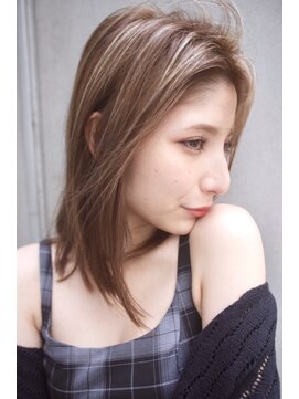 グランアージュ 船橋南口店(grandage) 白髪ぼかしハイライト/ ミルクティーベージュ/船橋