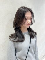 パーク(PAAQ) 【kana】流れる顔まわりレイヤーカットくびれヘア