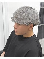 メンズ サロン ドット トウキョウ 町田店(men's salon dot. tokyo)&nbsp;ツイストスパイラル×ホワイトカラー