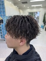 ハッシュタグフリーカミス(#Free kamisu)&nbsp;センターパートツイスパ