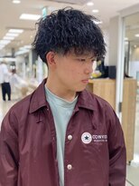 シャルムバイケンジ(Charm.by KENJE)&nbsp;ツイストスパイラル波巻きシャドウパーマ無造作銀座メンズパーマ