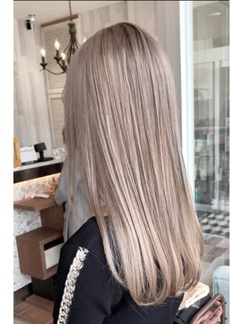 ラグーン(LAGOON) バレイヤージュグレージュハイライトダブルカラーケアブリーチ