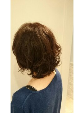 コム(com by neolive) 楽ちんパーマスタイル