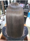 シアーグレージュ