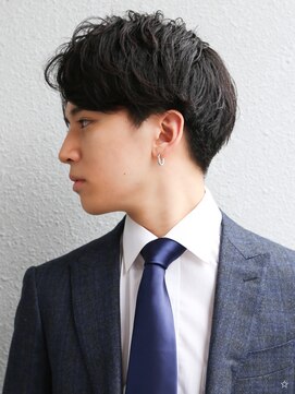 アフロート ディル(AFLOAT D'L) スーツ短髪ツーブロック束感モテる黒髪スリークショート流行