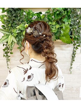 ロカット サロン(Roquat Salon) 浴衣着付けローポニーアレンジ 【ヘアセット/エクステ/立川】