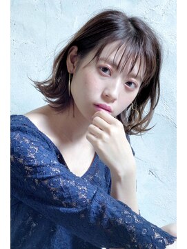 クシュ 所沢東口店(kusyu...) ペールベージュセクションカラーグラデーションカラー外ハネボブ