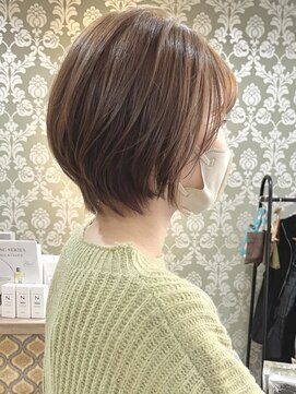 ソルト(Salt) 柔らか丸みショート