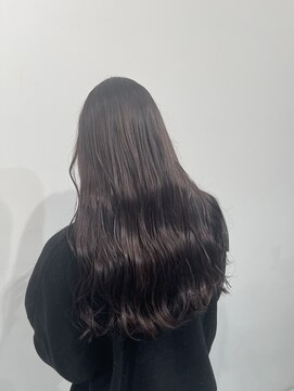 ココ 本八幡(KOKO) 黒髪クラゲヘアーオリーブグレー小顔ココアベージュセミロング