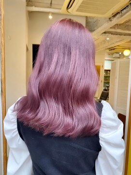 キートスバイガーランド (Kiitos by Garland) ツヤ髪ピンクカラーラベンダーパープルハイトーンカラー
