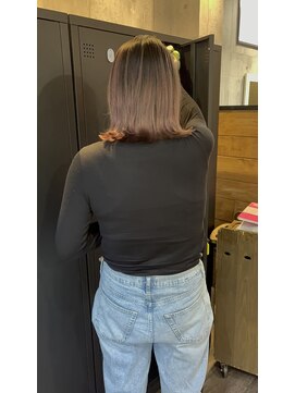 ハグ 横浜(HUG) グレーピンクのバレイヤージュ＊色落ちも可愛いです＊