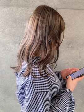 チル(chill) 美髪＊ブリーチなしダブルカラーミルクティーグレージュ