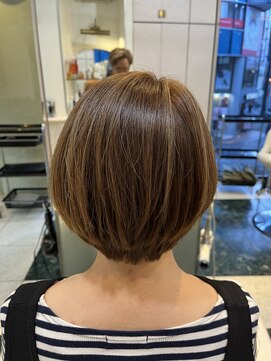 モア 下通店(MORE) ショートボブ