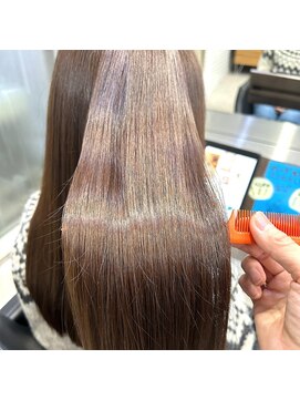 ルーム 浅草(ROOM.) 艶トリートメント 【浅草 櫻井沙希】