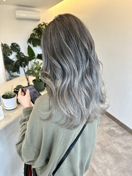 フェーディン(fa/din) バレイヤージュブロンドシルバー