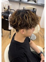 ビカム 名駅(become)&nbsp;波巻きプードルパーマメンズマッシュ