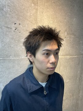 デフカッヅ 北千住(DEF CUTZ) スパイキーショート