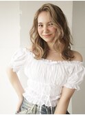 ハイライト　レイヤーカット　ミディアムヘア